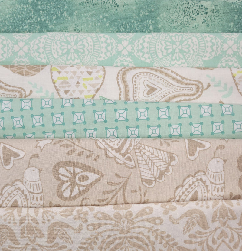 Take 5 Quilt Kit 48" x 60" Seafoam Green / Tan