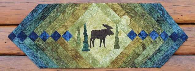 Moonlight Moose Quilted Table Runner Kit